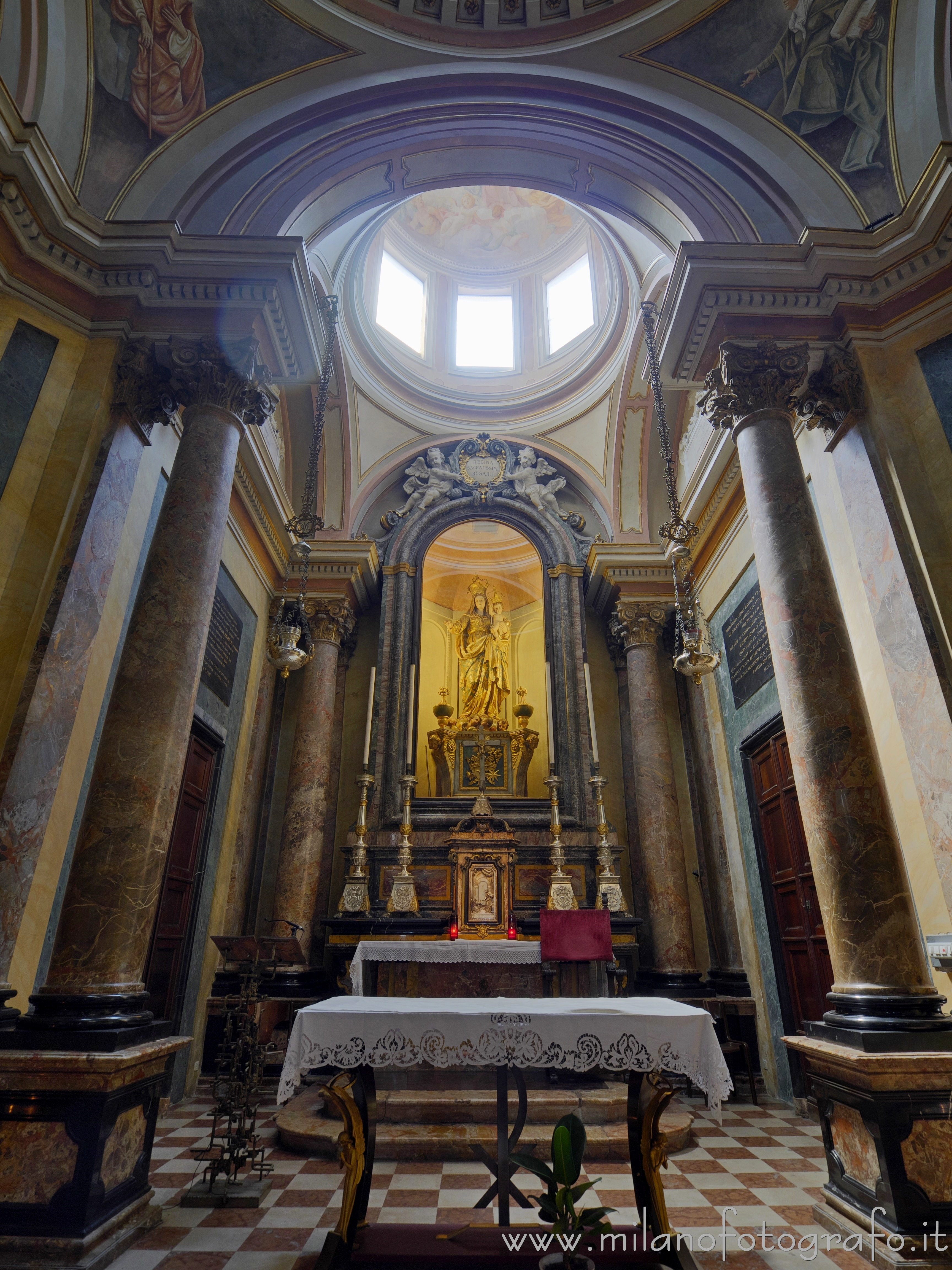 Milano - Abside della Cappella della Madonna del Rosario nella Basilica di Sant'Eustorgio - Foto a piena risoluzione